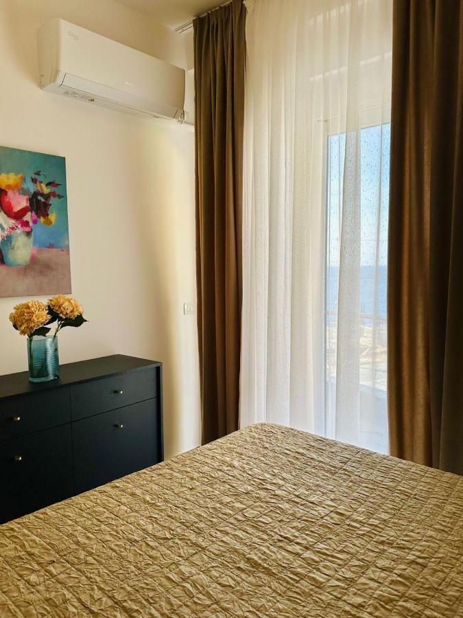 Apartment Celine Sarandë Exteriör bild